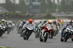 FSBK Nogaro Gara 1: Vincent Philippe trionfa sul bagnato