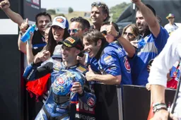 Marco Melandri: "Mia figlia mi ha detto di superare i rossi e i verdi..."