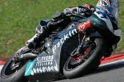 Supersport: Triumph BE1 conferma McCoy e Davies