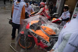 Farsa di Silverstone: Perchè correre di lunedi non era possibile