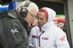 Alberto Puig duro: "In Ducati sono intelligenti, non i più bravi"