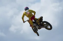 Supercross Ama Ken Roczen sbanca Phoenix