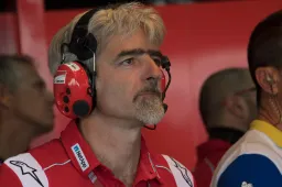 MotoGP Luigi Dall'Igna lapidario "Jorge Lorenzo? No, basta"