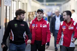 MotoGP: Lorenzo non corre,  Ducati mugugna "Sembrava tutto ok"