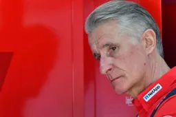 MotoGP, Ciabatti: "Difficile passare da Yamaha a un'altra marca"