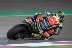 MotoGP, Cal Crutchlow: "L'anteriore resta un grande problema"