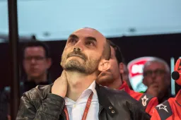 Claudio Domenicali: "Ducati non farà una Supersport V4"