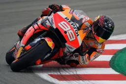 MotoGP, tutti pazzi per la Honda di Jorge Lorenzo