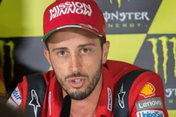 Andrea Dovizioso: "Lorenzo non era lucido, merita una penalità"