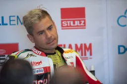 Alvaro Bautista allo scoperto: "Sto parlando con Honda"