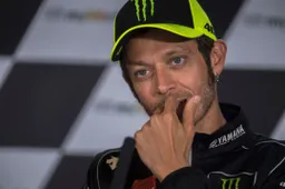 L'arrivo di Valentino Rossi manda in tilt Razali e il team satellite