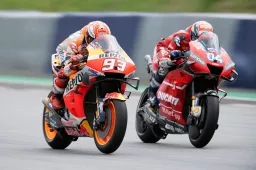 MotoGP, Parla Ciabatti: "Tutto è possibile con un Dovizioso così"