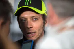 Valentino Rossi a Silverstone con il pallino del podio