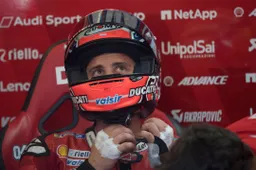 Andrea Dovizioso lascia l'ospedale: la Tac esclude danni