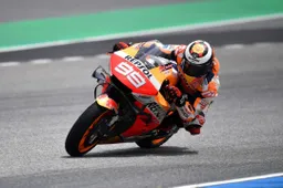 Jorge Lorenzo esclude il ritiro: "Così anche a tempo indeterminato"