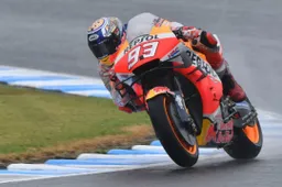 MotoGP Motegi: Marquez firma il 10° trionfo, Quartararo-Dovi sul podio