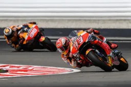 MotoGP, Bradl: "Márquez maestro del freno posteriore"
