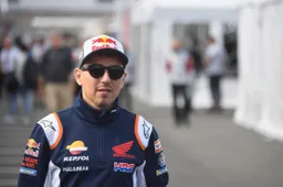 MotoGP, Jorge Lorenzo: manubrio e telaio per uscire dalla crisi