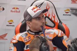 Jorge Lorenzo umiliato da Syahrin e Zarco: "Falsi certi articoli"