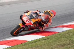 MotoGP, Honda lavora in pista per Marc Marquez
