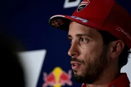 MotoGP, Andrea Dovizioso: "Non posso parlare. Stoner? Tra piloti ci capiamo"