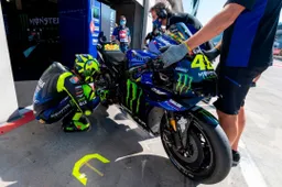 MotoGP, Valentino Rossi: "Non sono lontano da Quartararo"