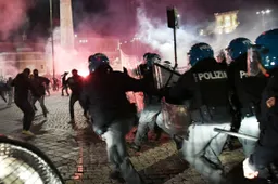 Coronavirus Italia, bollettino 25 ottobre: 128 morti, +80 in terapia intensiva