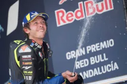 MotoGP, boss Petronas: "Valentino Rossi sarà il nostro rookie"