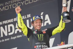 MotoGP, Valentino Rossi all'attacco: "Continua il pressing su Yamaha"