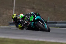 Live MotoGP Brno: monsieur Zarco in pole, Valentino Rossi 10°