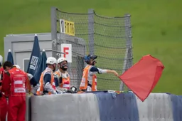 Pannelli luminosi obbligatori in MotoGP, Superbike ed Endurance