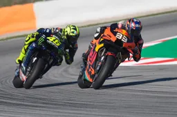 LIVE MotoGP Catalunya: Morbidelli in pole, Rossi in prima fila