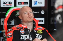 MotoGP, Aprilia chiude il test di Jerez: ballottaggio Smith-Savadori