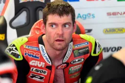 MotoGP, Cal Crutchlow: notte brava nel paddock e alcol fino all'alba