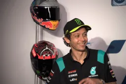 MotoGP, Valentino Rossi-Marc Marquez: ultima "messaggistica" a distanza