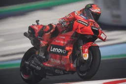 LIVE MotoGP Misano/2: cade Pecco Bagnaia, Quartararo è campione