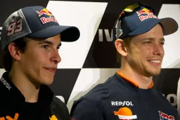 MotoGP, Stoner-Márquez: una sfida senza vincitori né vinti