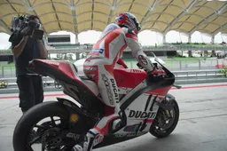 Caso Stoner, la Ducati sta cercando una soluzione per farlo girare