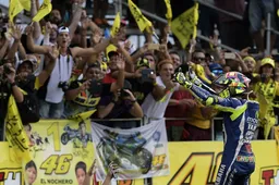 Fonsi Nieto: "Valentino Rossi merita l'addio con tribune piene"