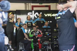 Ecco perchè Romano Fenati è stato cacciato e non correrà a Brno