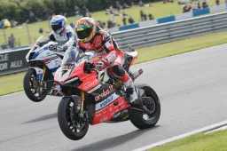 Superbike: Orario anticipato per le due gare di Donington