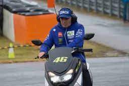 MotoGP, Luca Cadalora lascia Valentino Rossi "Sto trascurando famiglia e hobby"