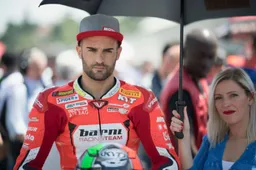 Superbike: Xavi Forés si offre alla Ducati "Io il V4 lo guiderei volentieri"