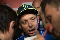 Valentino Rossi: "Lorenzo con la Honda sarà un problema per tutti"