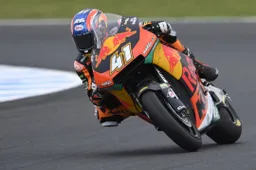 Moto2, Phillip Island: Vince Brad Binder, il Mondiale è aperto