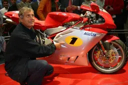 BSB: tante stelle e leggende del motociclismo a Brands Hatch