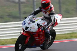 CIV Misano Supersport Gara: Vizziello vince, campionato riaperto