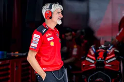 MotoGP, Dall'Igna: "Marquez ingombrante, in Ducati c'è una preoccupazione"