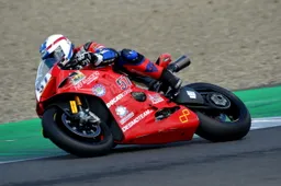 Pole provvisoria di Zanetti nel CIV SBK, Lanzi al top nel National