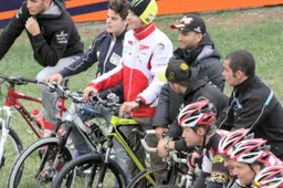 MotoGP: un giro di pista a Misano in bici per ricordare Sic